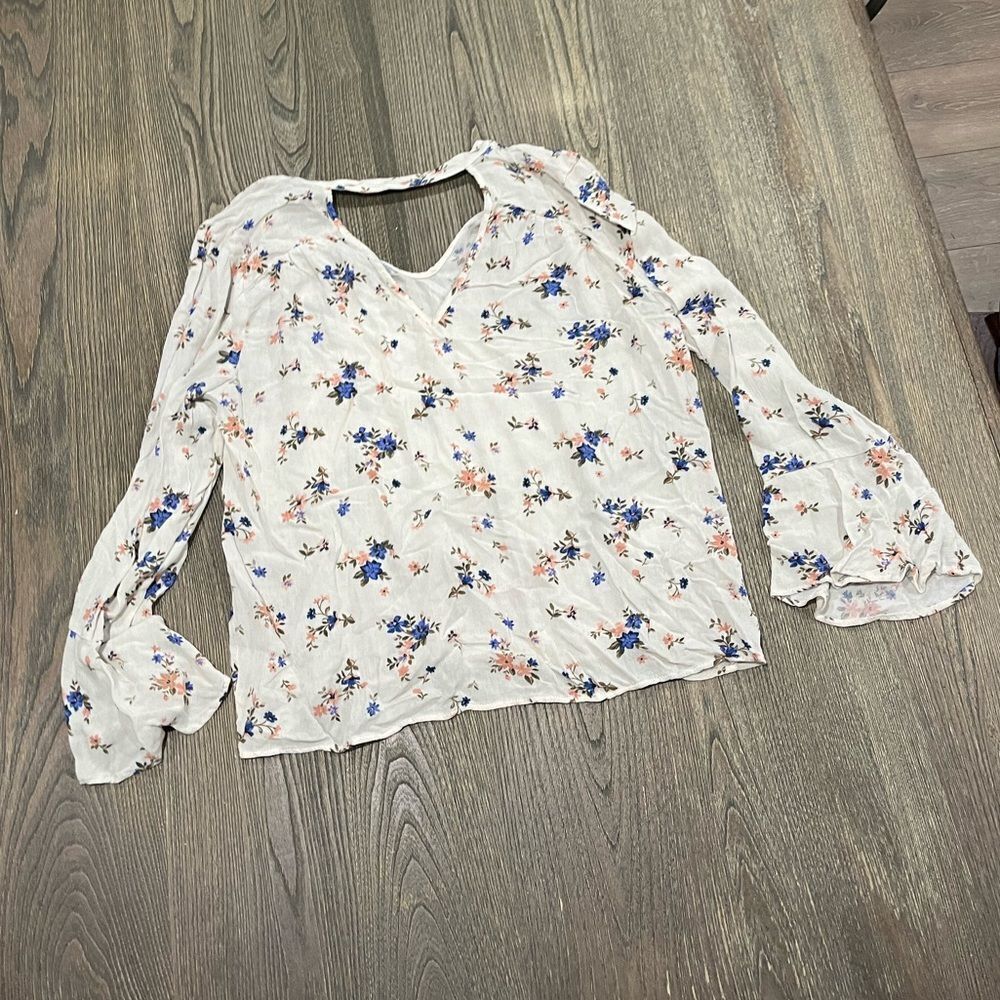 American Eagle Outfitters Floral Blouse Long Sleeve Cut-Out White Combo Size L